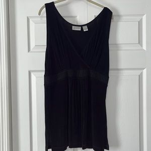 Chico’s Travelers Black Dressy Sleeveless Top size 2 (L)